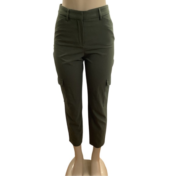 Express Olive Green Crop Pants With Side Pockets Size 6 (Preowned) like new! - Picture 1 of 5